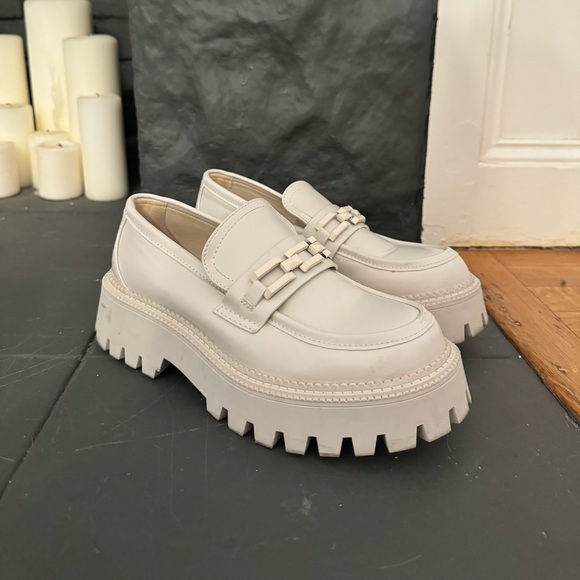 White Steve Madden Platform Loafers - Picture 1 of 4